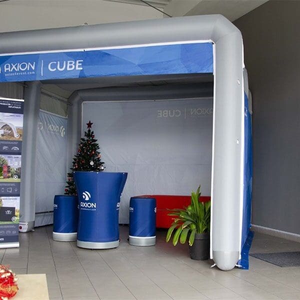 AXION Inflatable Tent CUBE LITE - product in use 2
