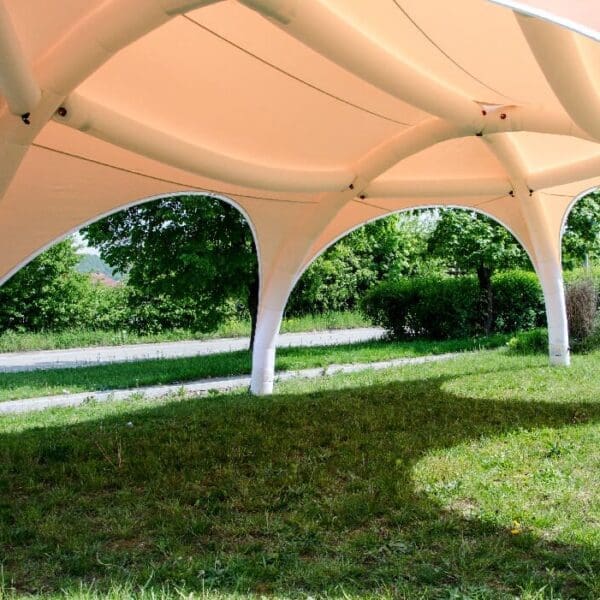 AXION Inflatable Tent HEXA - product in use (4)